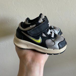 Nike Shoes in 4C